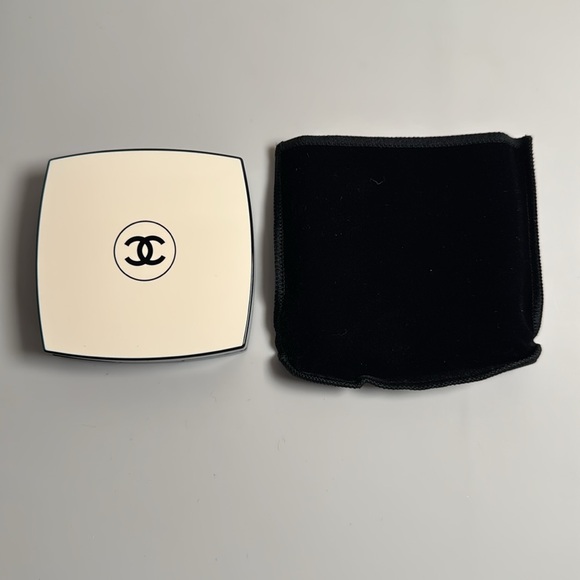 CHANEL LES BEIGE HEALTHY WINTER GLOW BLUSH IN “ROSE PILAIRE” *NEW IN BOX* - Picture 4 of 5